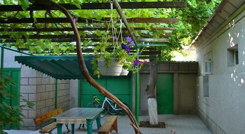 Semejnyij Otdyih Guest House, 予約 ゲストハウス Yevpatoriya 