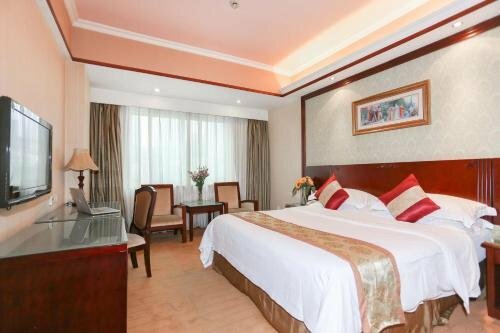 Vienna Hotel Guangzhou Panyu Country Garden
