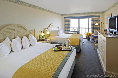 Wyndham Virginia Beach Oceanfront, Buchen Sie Hotel Virginia Beach Virginia, in der Nähe von Cavalier Park