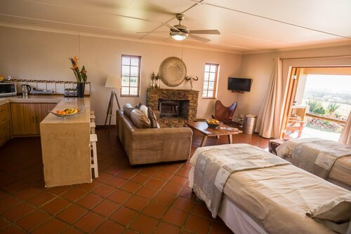 Kwetu Guest Farm, Забронировать Фермерский дом Buffeljagsrivier Свеллендам