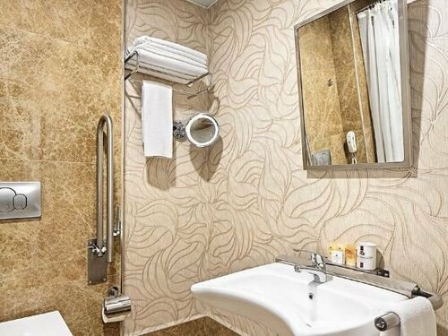 The Merlot Hotel Eskisehir, Забронировать Отель Эскишехир Центральная Анатолия
