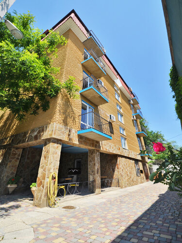 Дельфин, Забронировать Гостевой дом Феодосия Большая Феодосия, рядом с Пляж Новый