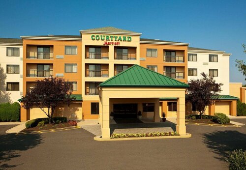 Courtyard Cranbury South Brunswick, Забронировать Отель Отели Нью-Джерси с парковкой, Парковка