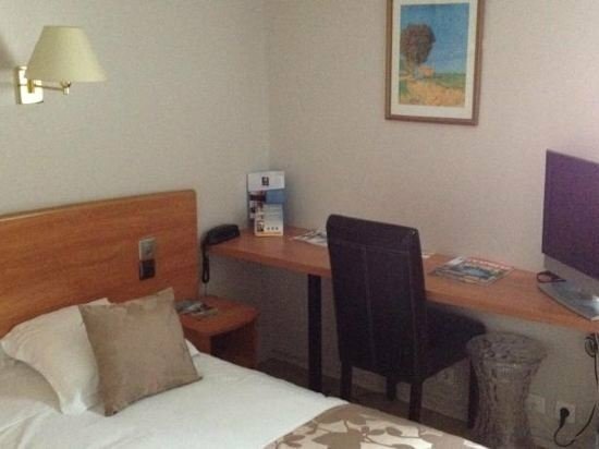 Comfort Hotel Eragny