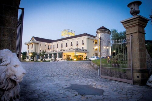 Bel Sito Hotel Due Torri, Đặt Khách sạn Manocalzati Irpinia