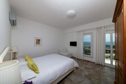 Aika Akvaryum, Rezervovat Hotel Hotely v Bozcaada se snídaní, Snídaně