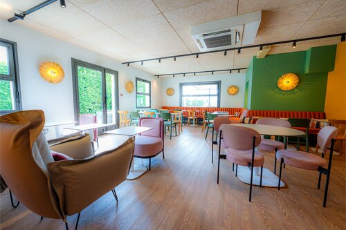 ibis Lyon Est Beynost, Book Hotel Hoteller i Rhône-Alps med parkering, Parkering