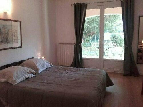 Hôtel PRATO PLAGE, Prenota Hotel Pernes-les-Fontaines Valchiusa