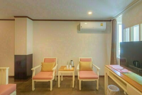 J And Y Hotel Ladprao 35