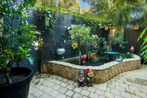 Character 3 Bedroom Home With Pool and Balcony