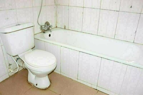 Afara Castle Hotel, Boek Hotel Calabar Nigeria