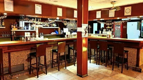 Hostal Plaza, Забронировать Отель Эль-Еспинар Sierra de Guadarrama