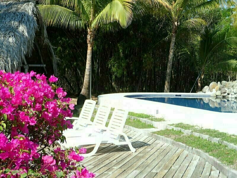 Puerto Barillas Marina & Lodge