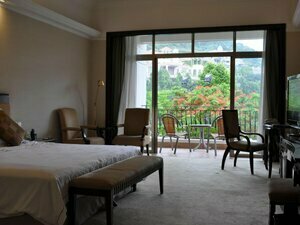Guangzhou Phoenix City Hotel, Забронировать Отель Отели Цзэнчэн с бассейном, Бассейн