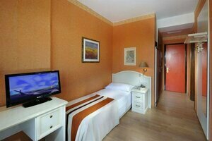 Hotel Jasminum, Забронировать Отель Бибионе-Пинеда Венето