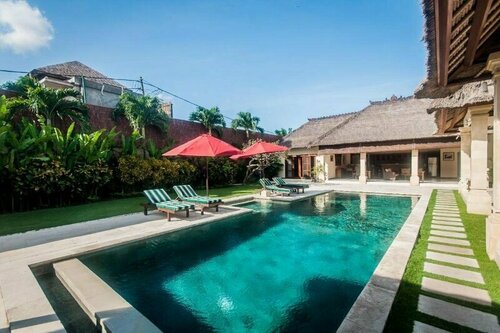 Villa Saphir, Book Villa Hotels in Badung with a Pool, Swimming Pool