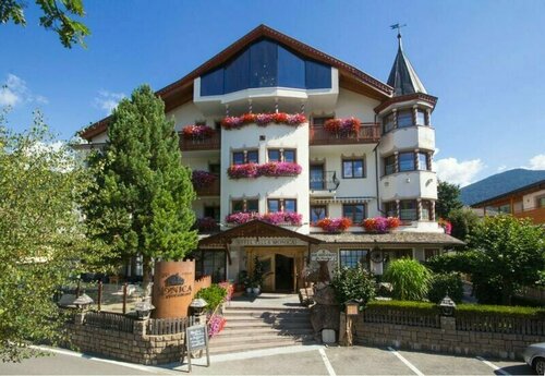 Hotel Villa Monica, Забронировать Отель Отели Доббиако 3 звезды, 3*