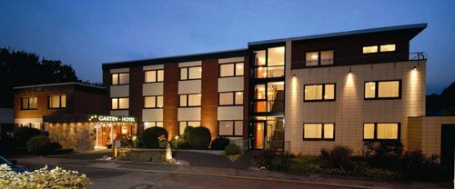 Garten-Hotel Ponick, Забронировать Отель Вайден Кельн