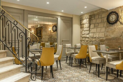 Hotel Ducs de Bourgogne, Забронировать Отель Отели Парижа 4 звезды, рядом с Ле Аль, 4*