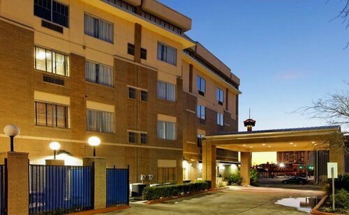 Holiday Inn Express Hotel & Suites San Antonio - Rivercenter Area by IHG, Забронировать Отель Отели Сан-Антонио с бассейном, рядом с Healy-Murphy Park, Бассейн