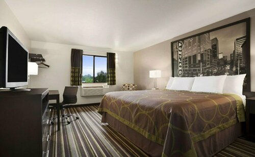 Super 8 by Wyndham Portland Airport, Забронировать Отель Портленд Willamette Valley