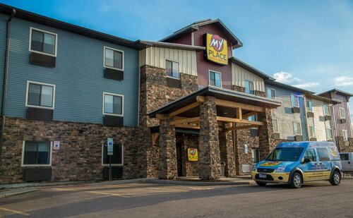 My Place Hotel - Sioux Falls, SD, Забронировать Отель Отели штата Южной Дакоты с парковкой, Парковка