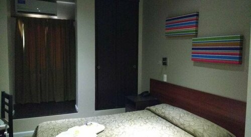 Lazaro hotel, Забронировать Отель Отели Вилья-Мерседеса 3 звезды, 3*