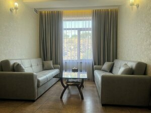 Park Avenue Hotel