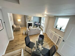 Kensington Corner Full House - Private Entrance - a walk away from Harrods - Centrally Located