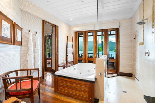 Hilton Seychelles Northolme Resort & Spa, Prenota Resort Hotel a Beau Vallon con pasti, Mezza/completa pensione