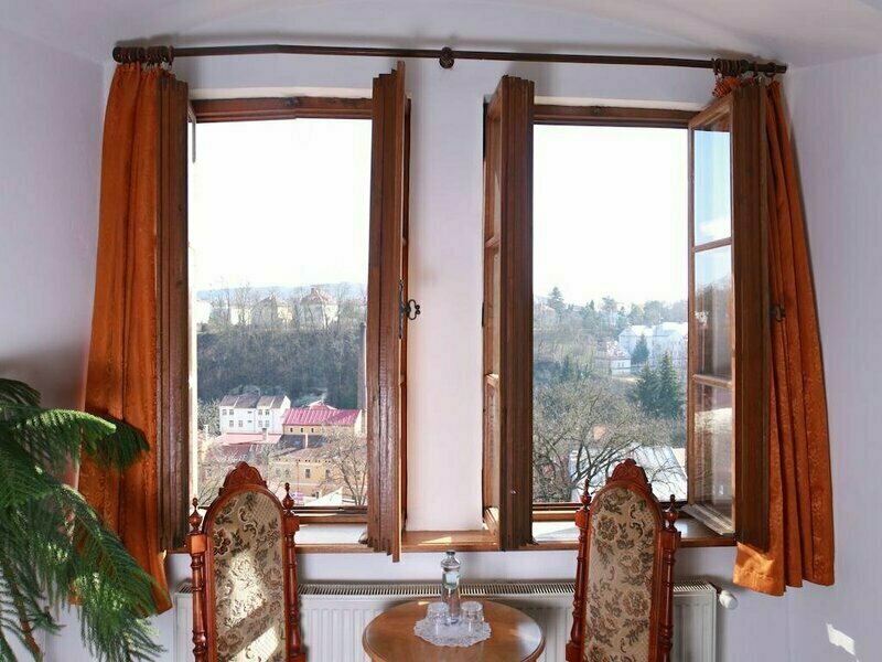 Hotel Golden Rooster