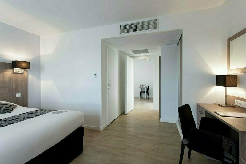 Tulip Inn Massy Palaiseau Residence