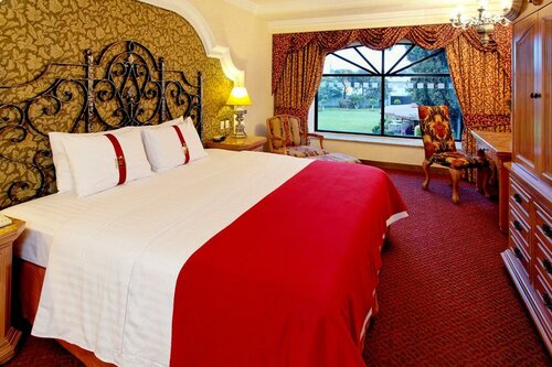 Holiday Inn Queretaro-Centro Historico, Varaa Hotelli Colón 