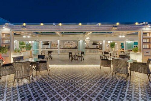 Mandala Seafront Suites, Забронировать Отель Отели Лаганас 3 звезды, рядом с Пляжный клуб Pure, 3*