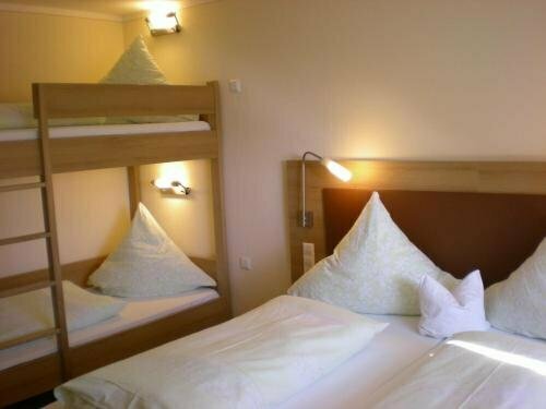 Hotel Goldener Löwe, Забронировать Отель Гюнцбург Bavarian Swabia