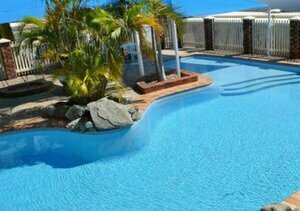 Palm Valley Motel & Self-contained Holiday Units, Забронировать Мотель Отели Квинсленд с бассейном, Бассейн