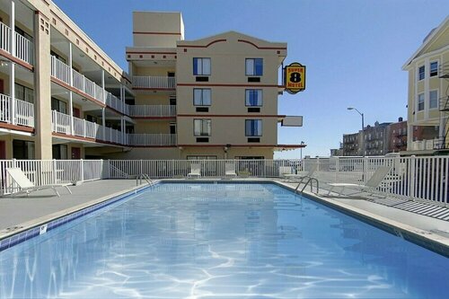 Super 8 by Wyndham Atlantic City, Забронировать Мини-отель Отели Атлантик-Сити с завтраком, рядом с Конференц-центр Атлантик-Сити, Завтраки