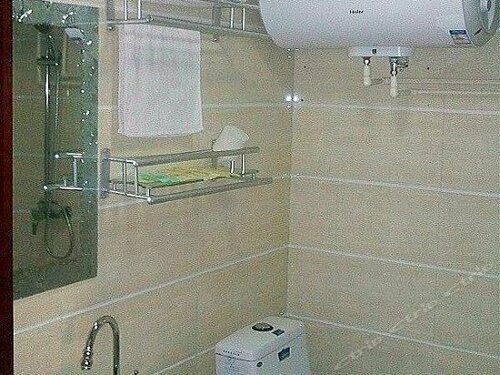 Shoufu Express Hotel, Prenota Hotel Hotel a Heilongjiang con parcheggio, Parcheggio