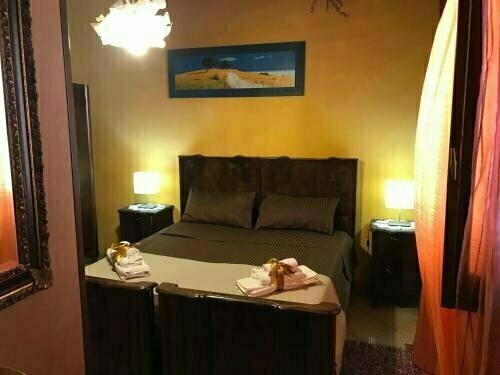 Domus de Janas Rooms Gonnesa, Buchen Sie Bed & Breakfast Gonnesa Costa Verde