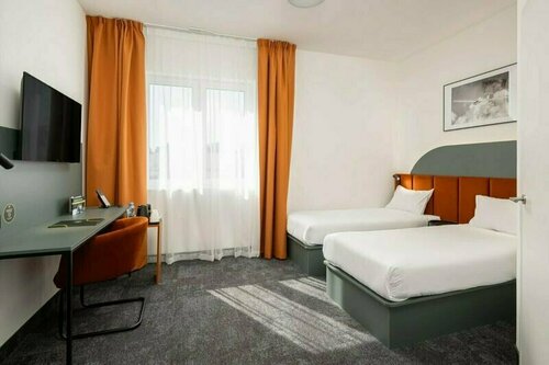 B&B HOTEL Leszno, Boek Bed and Breakfast Hotels in Groot-Polen met parkeren, Parkeren