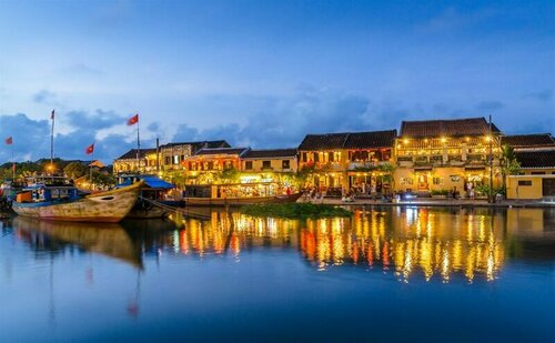 Emerald Hoi An Riverside Resort, Забронировать Курортный отель Курортные отели Хойан, рядом с Assembly Hall of the Cantonese Chinese Congregation, Курортный отель