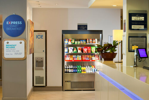 Holiday Inn Express Glasgow Airport by IHG, Забронировать Отель Пейсли Стратклайд