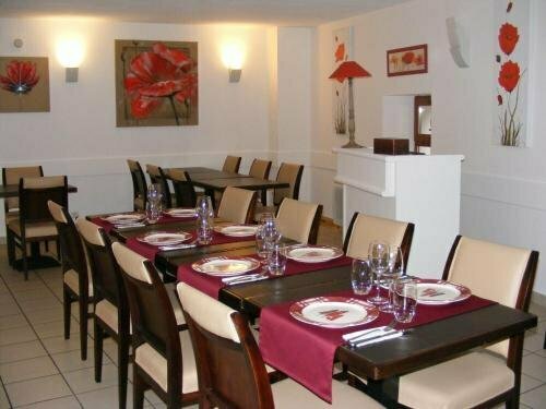 Auberge La Cascade, Prenota Ostello Ostelli a Alvernia, Ostello