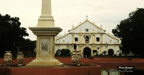 Hotel Ni Among by RedDoorz, Rezervovat Hotel Vigan 