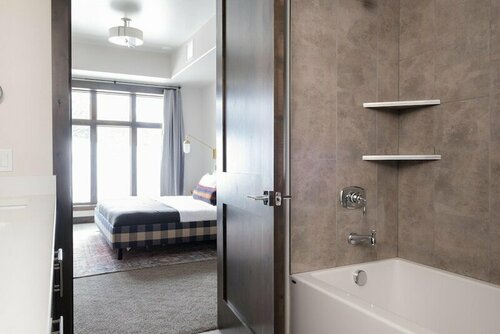 Blackstone 109 in Park City, Забронировать Отель Парк-Сити Deer Valley - The Canyons, рядом с Canyons Parking Lot