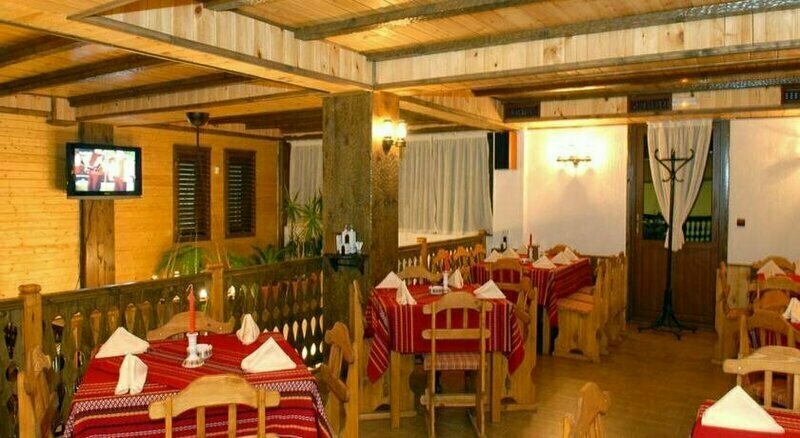 Family Hotel Adjev Han