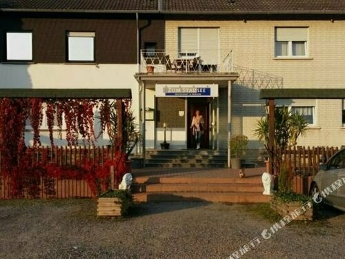 Zum Stausee, Забронировать Отель Нидерхаузен 
