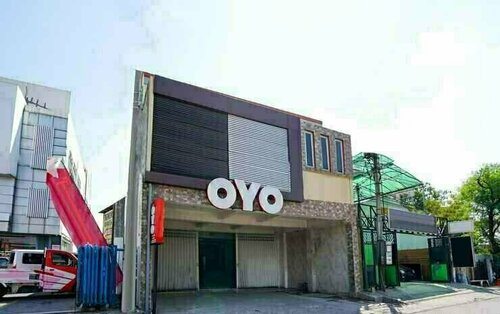 Hotel O Griya Aisyah Syariah 1, Book Hotel Surabaya East Java