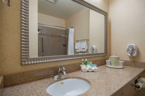 Holiday Inn Express and Suites Bakersfield Central by IHG, Prenota Hotel Hotel a Bakersfield con colazione, Colazione