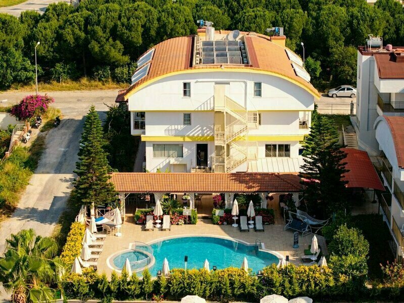‪Nora Suit Hotel‬